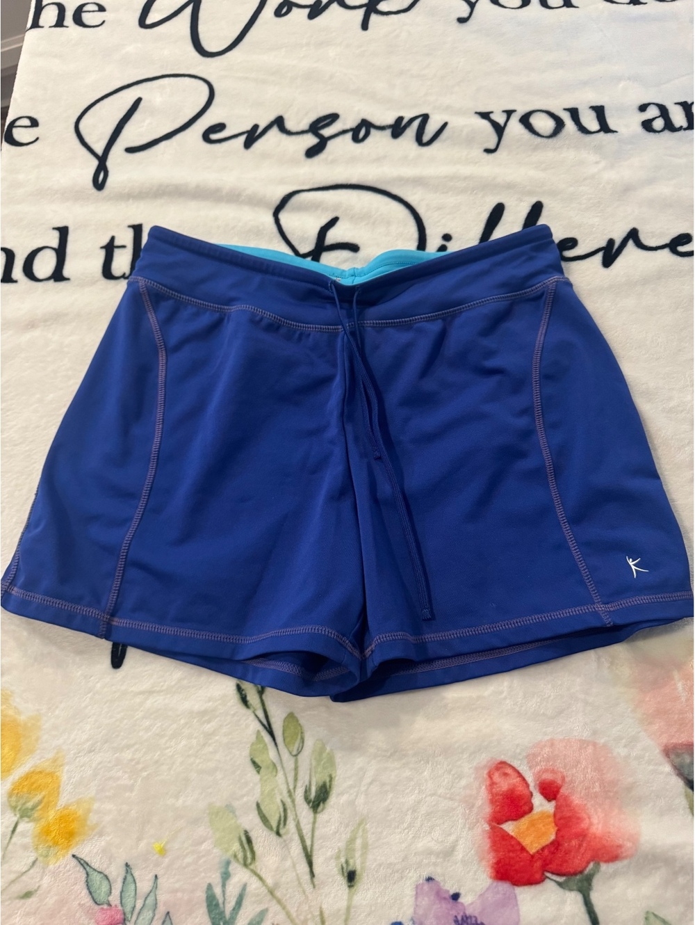 Danskin Active Performance Shorts, Size M